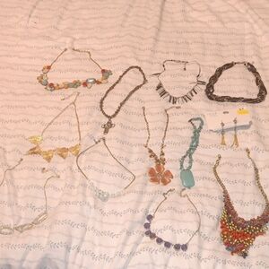 JEWELRY HAUL!! SEVERAL NECKLACES/ ONE PAIR OF EARRINGS!!